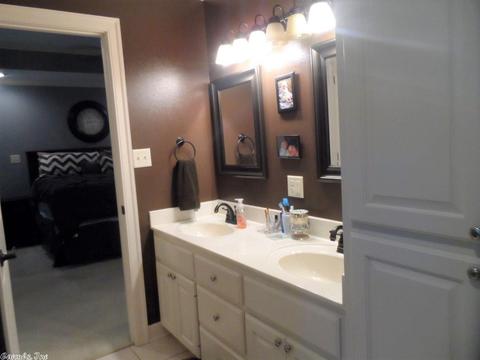 8 Windwood Loop, Conway, AR 72034 photo 16