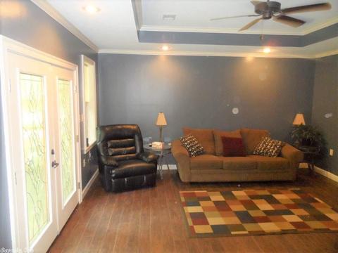 8 Windwood Loop, Conway, AR 72034 photo 4