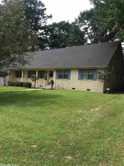 2301 Pine Hill Dr, Pine Bluff, AR 71603 photo 1