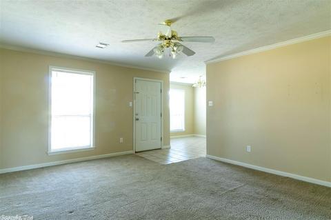 2125 Dillard, Conway, AR 72034 photo 6