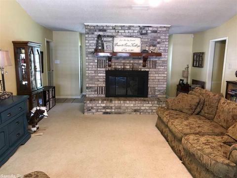 28 Summerfield Dr, Conway, AR 72034 photo 4