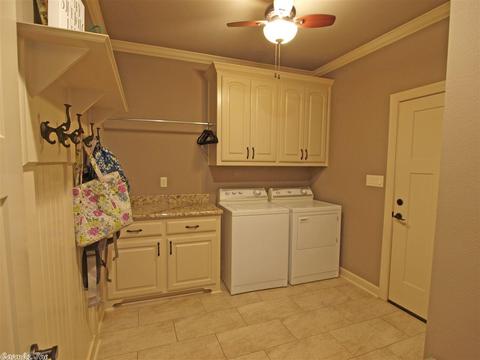 2142 Avondale Dr, Benton, AR 72019 photo 12