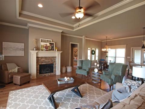 2142 Avondale Dr, Benton, AR 72019 photo 7