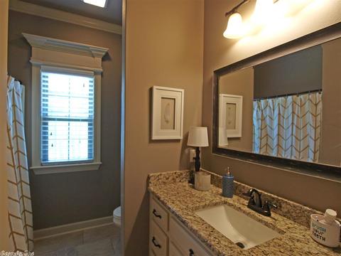 2142 Avondale Dr, Benton, AR 72019 photo 21