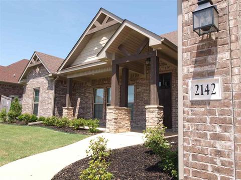 2142 Avondale Dr, Benton, AR 72019 photo 3