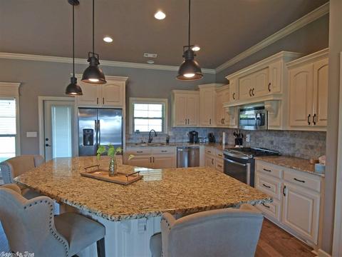 2142 Avondale Dr, Benton, AR 72019 photo 10
