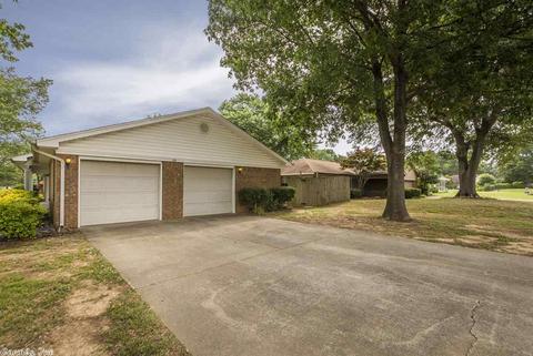 100 Hampton Cv, Jacksonville, AR 72076 photo 4