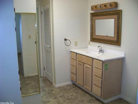 303 Pine Blf, Malvern, AR 72104 photo 15