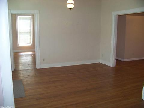 303 Pine Blf, Malvern, AR 72104 photo 10