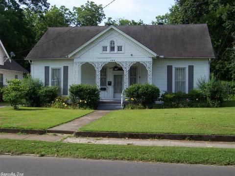 303 Pine Blf, Malvern, AR 72104 photo 1