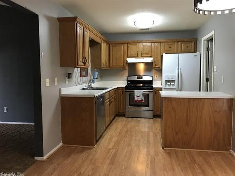 806 Amy Cir, Bryant, AR 72022 photo 2