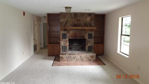 1272 Lincoln St, Conway, AR 72032 photo 9