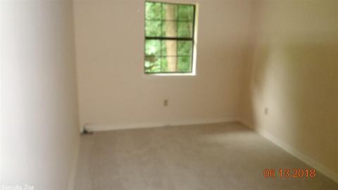 1272 Lincoln St, Conway, AR 72032 photo 3