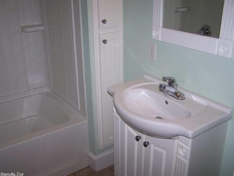 124 S Second St, Benton, AR 72015 photo 22