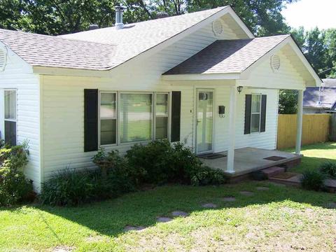 124 S Second St, Benton, AR 72015 photo 1