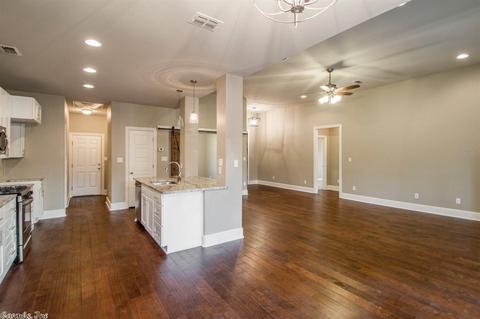 3910 Hampton Dr, Benton, AR 72019 photo 3