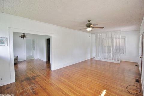 623 Gertrude, Benton, AR 72015 photo 12