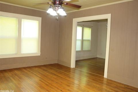 711 Mann St, Malvern, AR 72104 photo 2