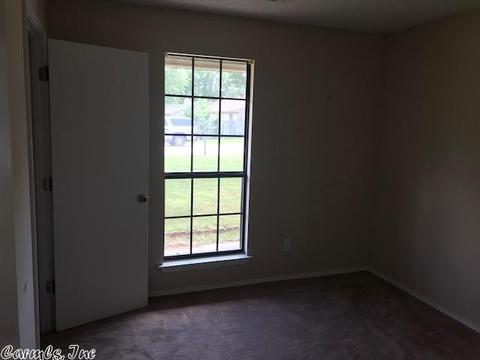 408 Bryant Meadows Dr, Bryant, AR 72022 photo 9