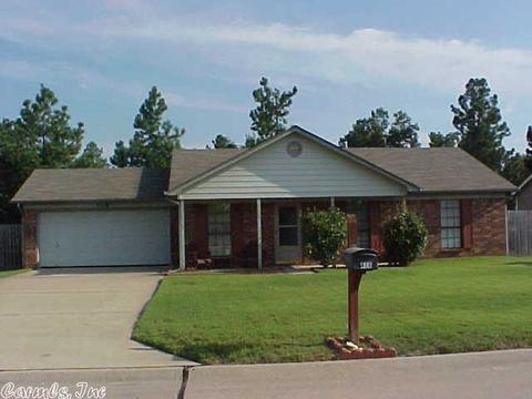 408 Bryant Meadows Dr, Bryant, AR 72022 photo 1