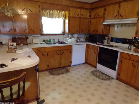 1522 W Pine St, Warren, AR 71671 photo 6