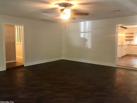21 Morningside Dr, Conway, AR 72034 photo 3