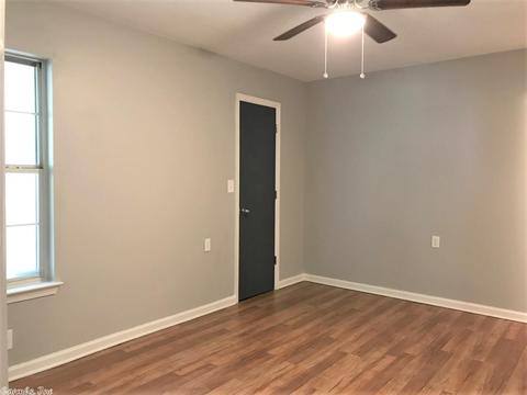 418 S Main, Benton, AR 72015 photo 11