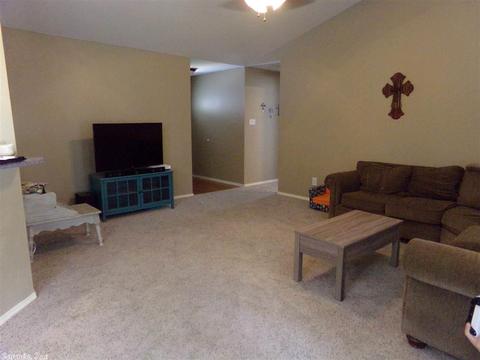 2309 Greenleaf Dr, Bryant, AR 72022 photo 2