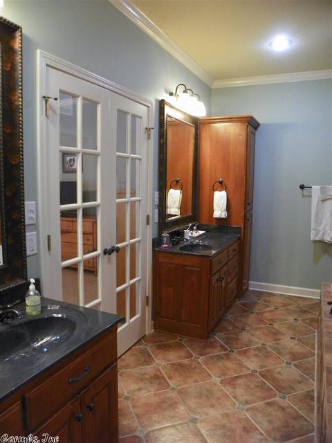 803 Robin, White Hall, AR 71602 photo 33