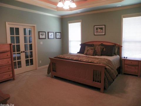 803 Robin, White Hall, AR 71602 photo 28