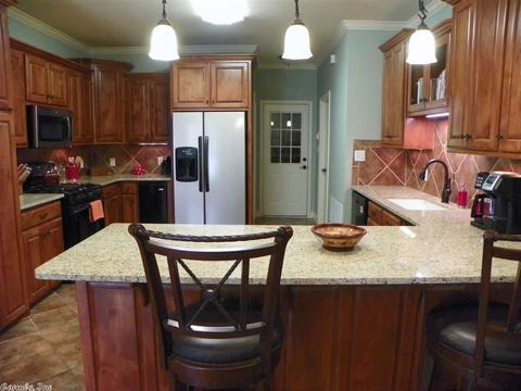 803 Robin, White Hall, AR 71602 photo 15
