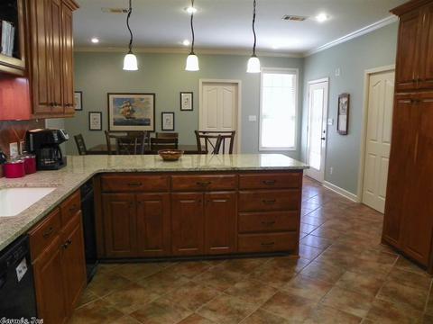 803 Robin, White Hall, AR 71602 photo 17