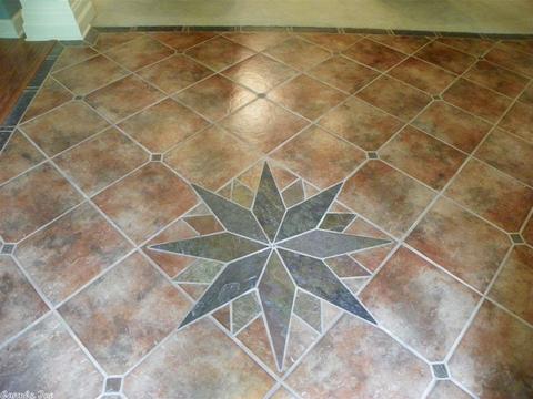 803 Robin, White Hall, AR 71602 photo 4