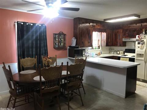 562 Harpling Dr, Donaldson, AR 71941 photo 3