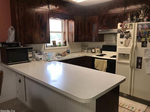 562 Harpling Dr, Donaldson, AR 71941 photo 2