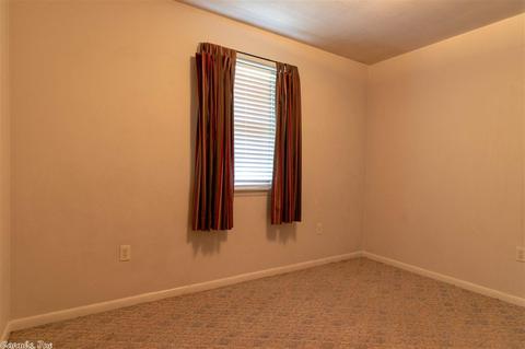 4 Rowlett Ln, Conway, AR 72032 photo 25