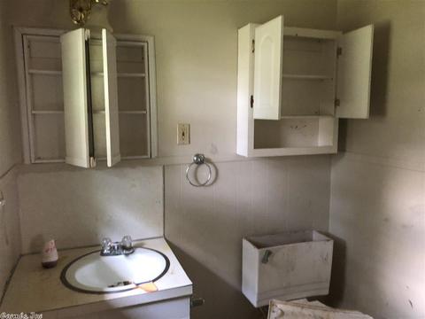 2208 W 37th Ave, Pine Bluff, AR 71603 photo 11