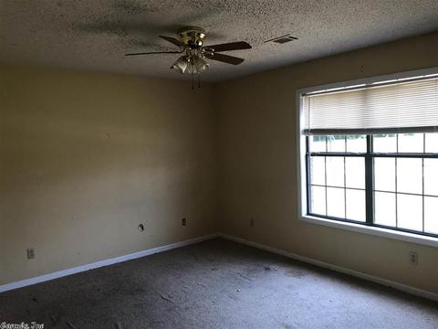 1009 E 10th Ave, Pine Bluff, AR 71601 photo 11