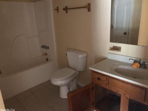 1009 E 10th Ave, Pine Bluff, AR 71601 photo 10