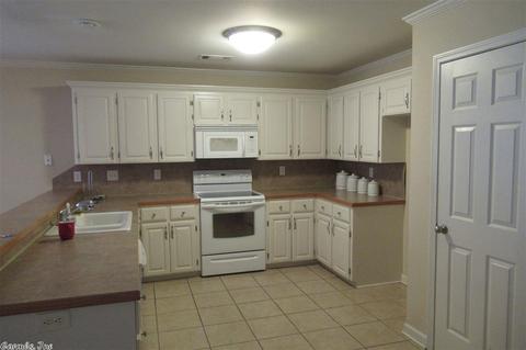 606 Oak St, Beebe, AR 72012 photo 3