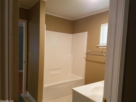 7218 Rustic Cir, Pine Bluff, AR 71603 photo 9