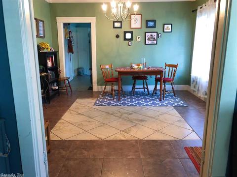 329 Oliver, Conway, AR 72034 photo 4