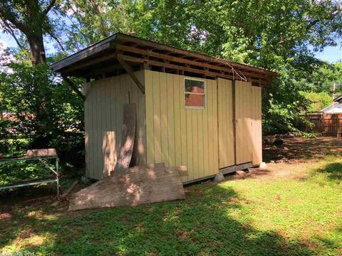 329 Oliver, Conway, AR 72034 photo 15