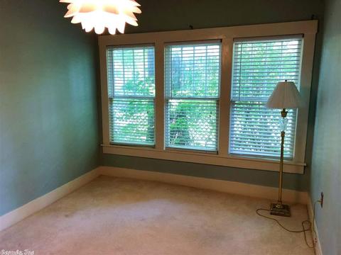 329 Oliver, Conway, AR 72034 photo 10