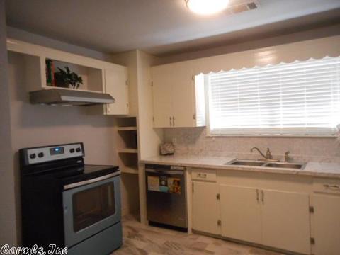5304 Old Warren, Pine Bluff, AR 71603 photo 2
