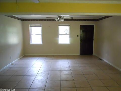 1201 Ruby Dr, Redfield, AR 72132 photo 6
