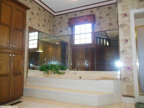 10 Elm Woods Cir, Pine Bluff, AR 71603 photo 5