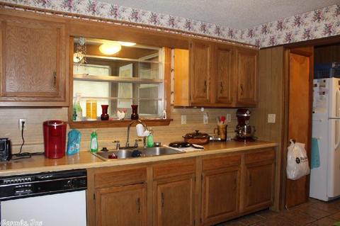 506 E Main St, Mountain View, AR 72560 photo 14