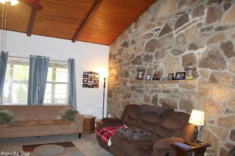 506 E Main St, Mountain View, AR 72560 photo 3