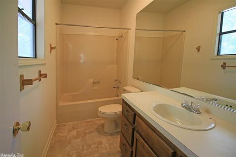 123 Ring Cv, Batesville, AR 72501 photo 3